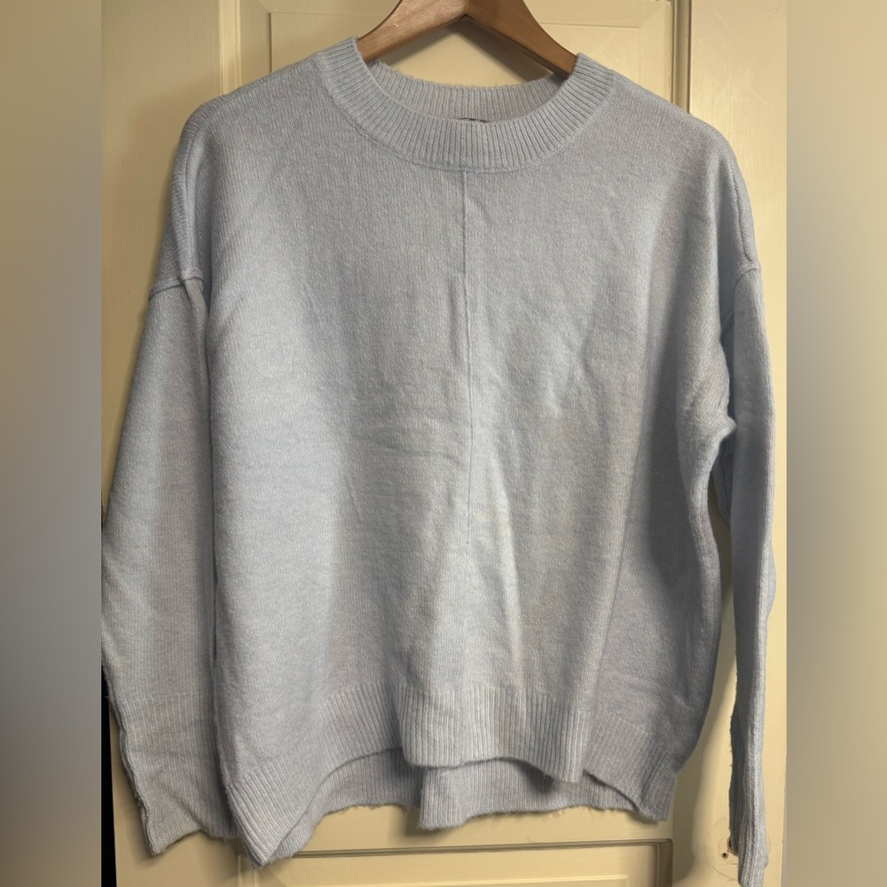 Vince Camuto Sweater